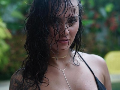 Simone Julia, Si Cantik Jago Jujitsu yang Doyan Traveling Simone Julia, Si Cantik Jago Jujitsu yang Doyan Traveling