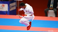 Ekspresi bahagia Rifki usai dinyatakan sebagai pemenang.