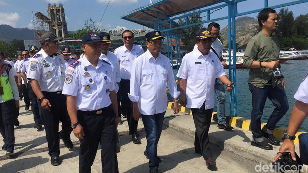 Menhub Pastikan Bantuan Korban Gempa NTB Tak akan Terkendala