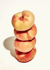 Ini Peach Donat yang Hits, Peach Bentuk Pipih Kayak Donat