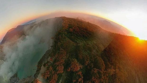 Sunrise di Kawah Ijen