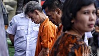 Badan Narkotika Nasional (BNN) menyatakan musisi Fariz RM layak mendapatkan hukuman pidana jika ditinjau dari perspektif hukum positif. Pasalnya, Fariz RM telah tiga kali tertangkap mengkonsumsi narkoba.