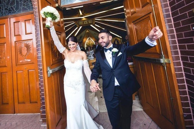 Saya pergi ke gym dengan pakaian hamil dan duduk di baris terakhir untuk mengikuti pelatihan. Meskipun saya malu dengan tubuh saya, saya memutuskan untuk melakukan yang terbaik, terang Melissa. Foto: Facebook