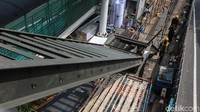 Halte tersebut akan menggantikan yang lama karena akan terimbas pembangunan proyek LRT.