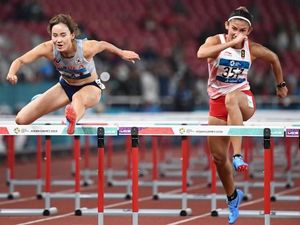 Video Emilia Nova Sumbang Perak dari Cabang Atletik