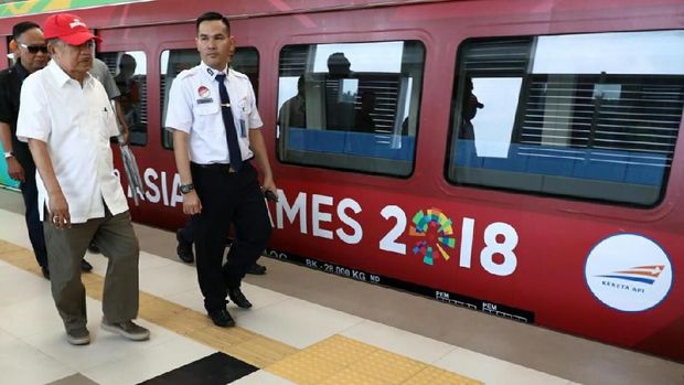 Tinjau Asian Games, JK Jajal LRT Palembang Sampai Jakabaring