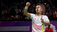 Anthony Sinisuka Ginting meraih perunggu tunggal putra Asian Games 2018 dan perak beregu Asian Games 2018. Juga juara China Terbuka Super 1000.  (Sonny Tumbelaka/AFP Photo)