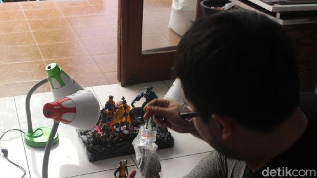 Mendulang Rupiah dari Gurihnya Bisnis Action Figure 