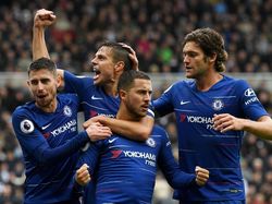 MU Nomor 1, Ini Deretan Klub dengan Dana Transfer Wah di FIFA 19