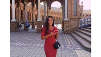 Mengunjungi bangunan bersejarah di Sevilla, Spanyol (ai_shynazbekova/Instagram)