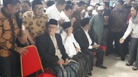 Maruf Amin mengucapkan terima kasihnya atas sambutan meriah para pendukungnya. (Foto: Faiq/detikcom)