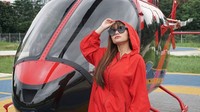 Dinar Candy, DJ yang tengah naik daun itu juga mengucapkan rasa duka atas jatuhnya Lion Air. Ia pun mengatakan bahwa dirinya masih trauma atas kejadian Air Asia sebelumnya, dan kini kejadian lagi di Lion Air. Dok. Instagram/dinar_candy