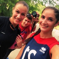 Dengan wajah berkeringat sehabis olahraga, kecantikan Kristina Karapetyan tetap paripurna. Foto: Instagram Kristina Karapetyan