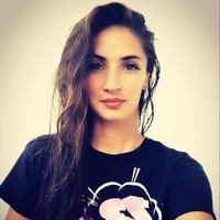 Ini penampilan Kristina Karapetyan setelah menjalani sesi latihan. Melalui keterangan foto di Instagram, Kristina menceritakan apa saja latihan yang harus dijalaninya dan tim volinya yaitu berlari cepat dan loncat. Foto: Instagram Kristina Karapetyan