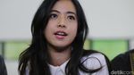 Yeslin Hadiri Sidang, Ke Mana Delon?