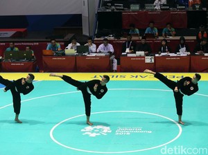 Raih Emas, Tiga Pesilat asal Garut Dapat Bonus dan Diangkat Jadi PNS