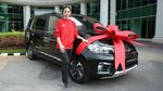 Mobil Baru Lindswell Kwok