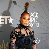 Belakangan diketahui Janet sudah pisah ranjang dari suaminya meski belum resmi bercerai. Kabarnya, kekerasan rumah tangga menjadi penyebab keretakan rumah tangga mereka. (Foto: Manny Carabel/Getty Images)