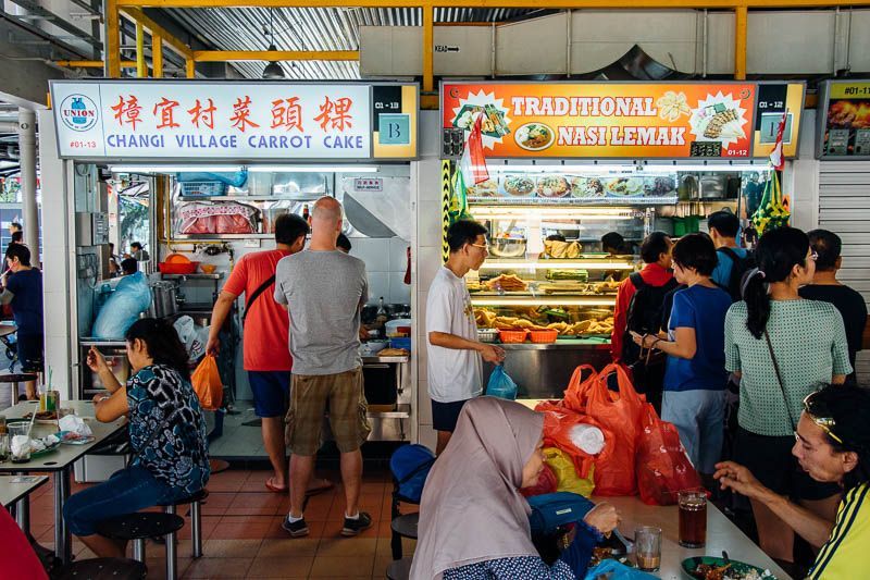 Budaya Makan Kaki Lima di Singapura