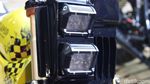 4 Motor dengan Lampu Unik