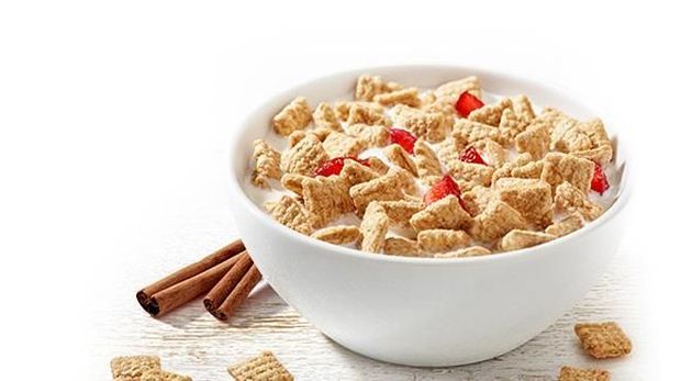 Sereal dengan susu almond.