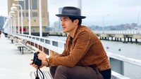 Henry sukses menyita perhatian dalam film Crazy Rich Asians. Di balik kesibukannya, Henry selalu menyempatkan diri untuk liburan. (henrygolding/Instagram)