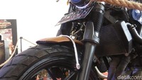 Bukan untuk menang, alasan Gil mengikuti Suryanation adalah ingin mencari teman dan pengalaman tentang modifikasi motor. Sebab dirinya ingin belajar lebih jauh akan membuat motor menjadi lebih cantik. Foto: Ruly Kurniawan