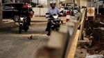 Ngeri! Ada Kabel Nongol di Jalan Panglima Polim