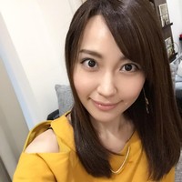 Di Instagramnya, Yuko menjelaskan bahwa ia kelahiran 1972. Naturaly ageless, begitulah ia menggambarkan penampilannya yang tak menua. Foto: dok. Instagram