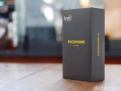 Unboxing Pocophone F1, Ponsel Gahar Ramah Kantong