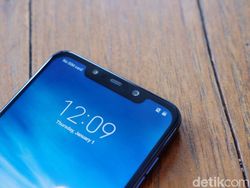 Unboxing Pocophone F1, Ponsel Gahar Ramah Kantong