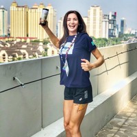 Enjoy Jakarta 🌇Enjoy Indonesia 🇮🇩 Morning Gym with morning coffee,” tulis Kristina Karapetyan di Instagramnya. Foto: Instagram Kristina Karapetyan