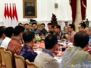 Saat Jokowi Kumpul Bareng Konglomerat Milenial
