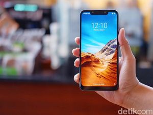 Android Pie Resmi Sambangi Xiaomi Pocophone F1