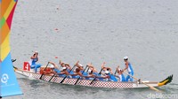 Di Jakabaring Rowing & Canoeing Regatta Course, Palembang, Minggu (26/8/2018), tim kano kayak Korea turun di nomor perahu naga putri 500 meter. Foto: Rachman Haryanto/detikcom