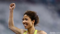 Atlet lompat jauh putri asal Vietnam Thi Thu Thao Bui melakukan lompatan dalam babak Final Lompat Jauh Putri di ajang Asian Games 2018, Jakarta, Senin (27/8/2018).