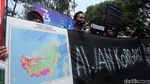Demo Aktivis Walhi Tolak Pembakaran Hutan