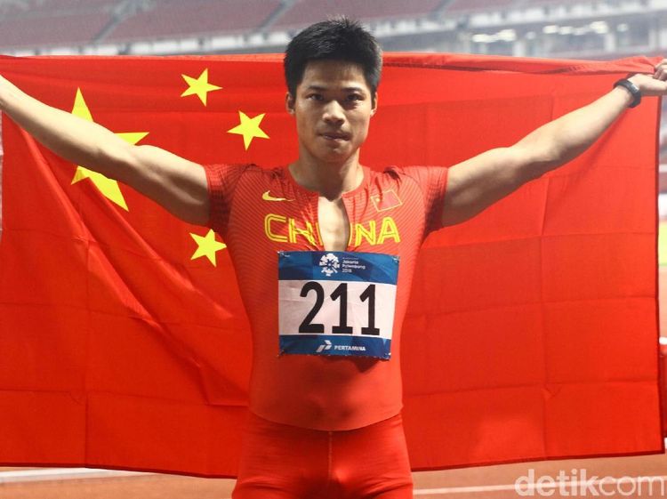 Su Bingtian Raih Emas di Lari 100 Meter Putra