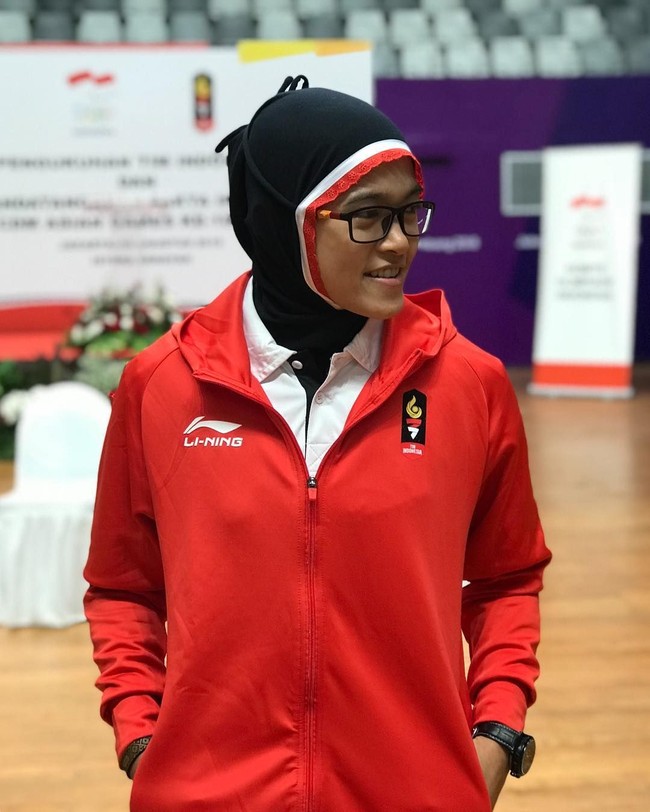 Cabang olahraga penyumbang medali terbanyak adalah pencak silat. Puspa Arumsari keluar sebagai hijabers pertama yang menyumbangkan medali emas untuk pencak silat pada nomor seni tunggal putri. Foto: Instagram/Arumdara