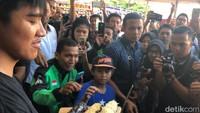 Kabarnya Kaesang akan segera membuka outlet diluar negeri seperti Filipina, Malaysia dan China. Kini Kaesang tengah mempelajari perizinannya di setiap negera yang menjadi tujuan bisnis. Foto: dok. detikFood