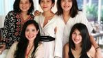 Potret Cantik Loemongga, Istri Menteri Sosial Baru yang Hobi Ngopi
