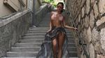 Liburannya Ratu Instagram Seksi dari Inggris, Demi Rose