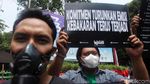 Demo Aktivis Walhi Tolak Pembakaran Hutan