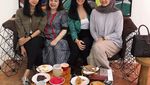 Potret Cantik Loemongga, Istri Menteri Sosial Baru yang Hobi Ngopi