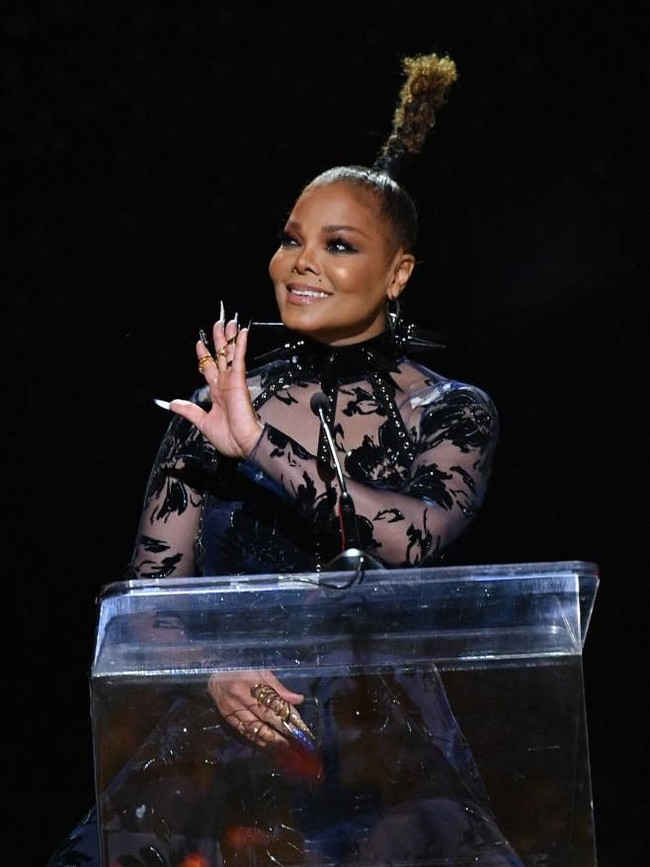 Di perhelatan Black Girls Rock Awards 2018, Janet menyabet penghargaan Rock Star Awards sebagai bentuk apresiasi terhadap kontribusinya di belantika musik dunia. (Foto: Manny Carabel/Getty Images)