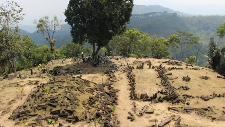 Unduh 830 Koleksi Gambar Gunung Piramida Keren HD