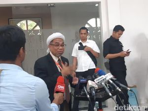 Ngabalin vs Gubernur Sulteng Soal Penanganan Gempa Palu