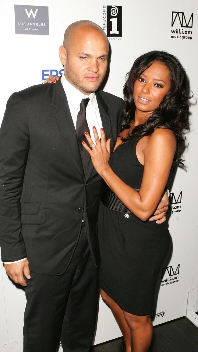 Setelah putus dengan Eddie Murphy di 2007, wanita asal Inggris dengan nama asli Melania Brown itu pacaran dengan Stephen Belafonte. Keduanya kemudian menikah diam-diam dan memiliki putri bernama Madison Brown Belafonte yang lahir pada 2011.  Foto: Getty Images