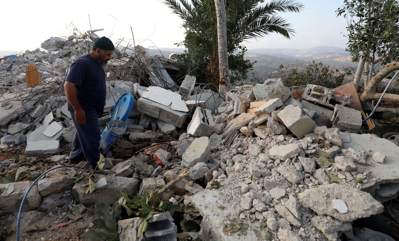 Israel Hancurkan Apartemen Keluarga Warga Palestina Tersangka Pembunuhan Israel Hancurkan Apartemen Keluarga Warga Palestina Tersangka Pembunuhan