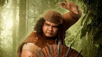 Kini ia berperan sebagai Bujang Gila Tapak Sakti di film Wiro Sableng. Dok. Instagram/fariz_alfarazi